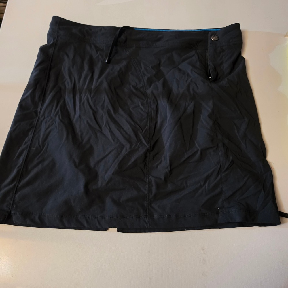 Columbia Omni-Shield Women Black Hiking Skort Size 10 Active Outdoor Skirt